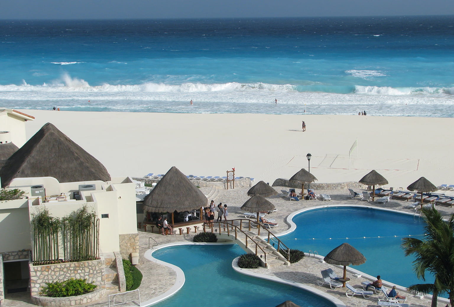 HotelBali_Report_1536x1040