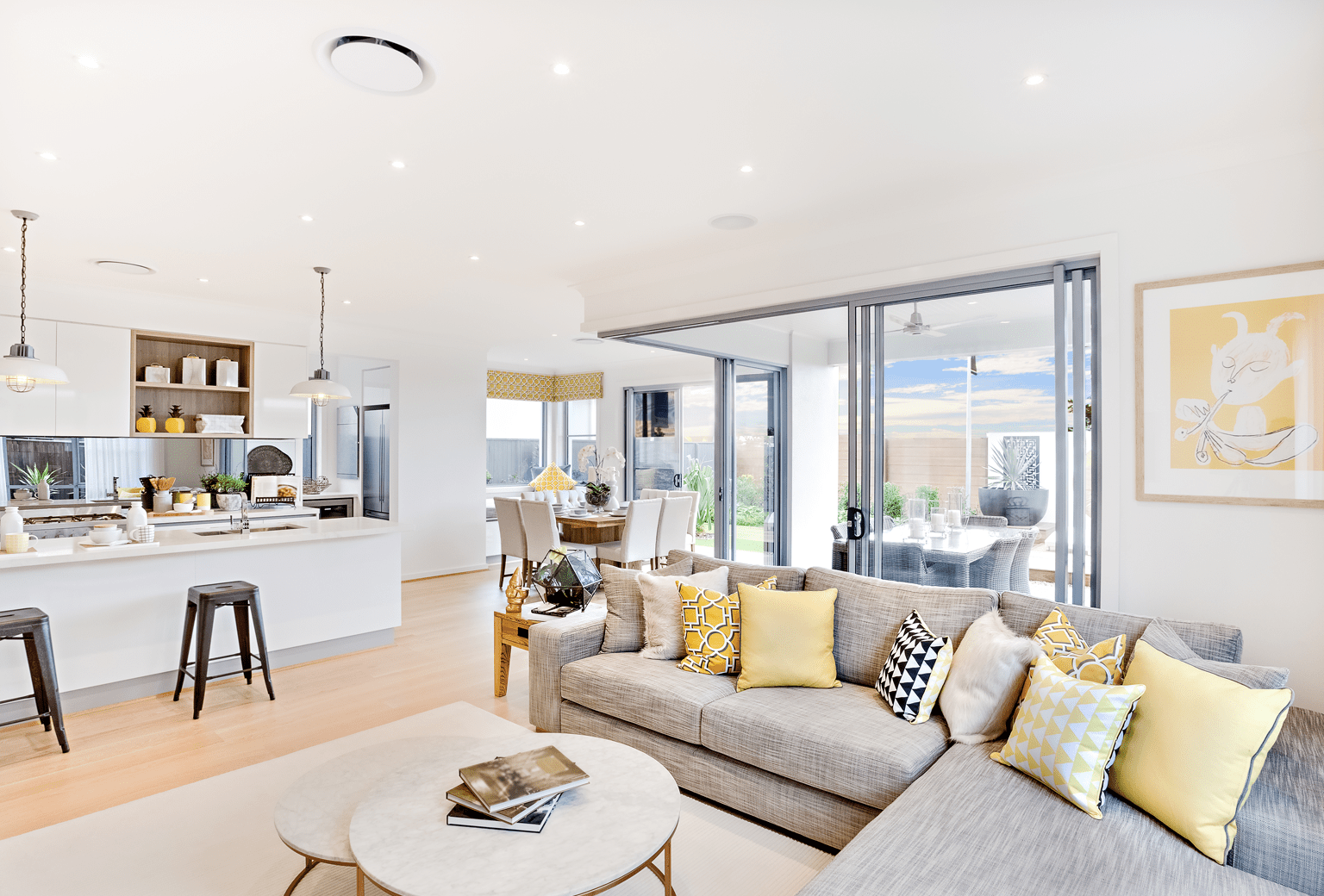 HeroImageColliersReviewRose