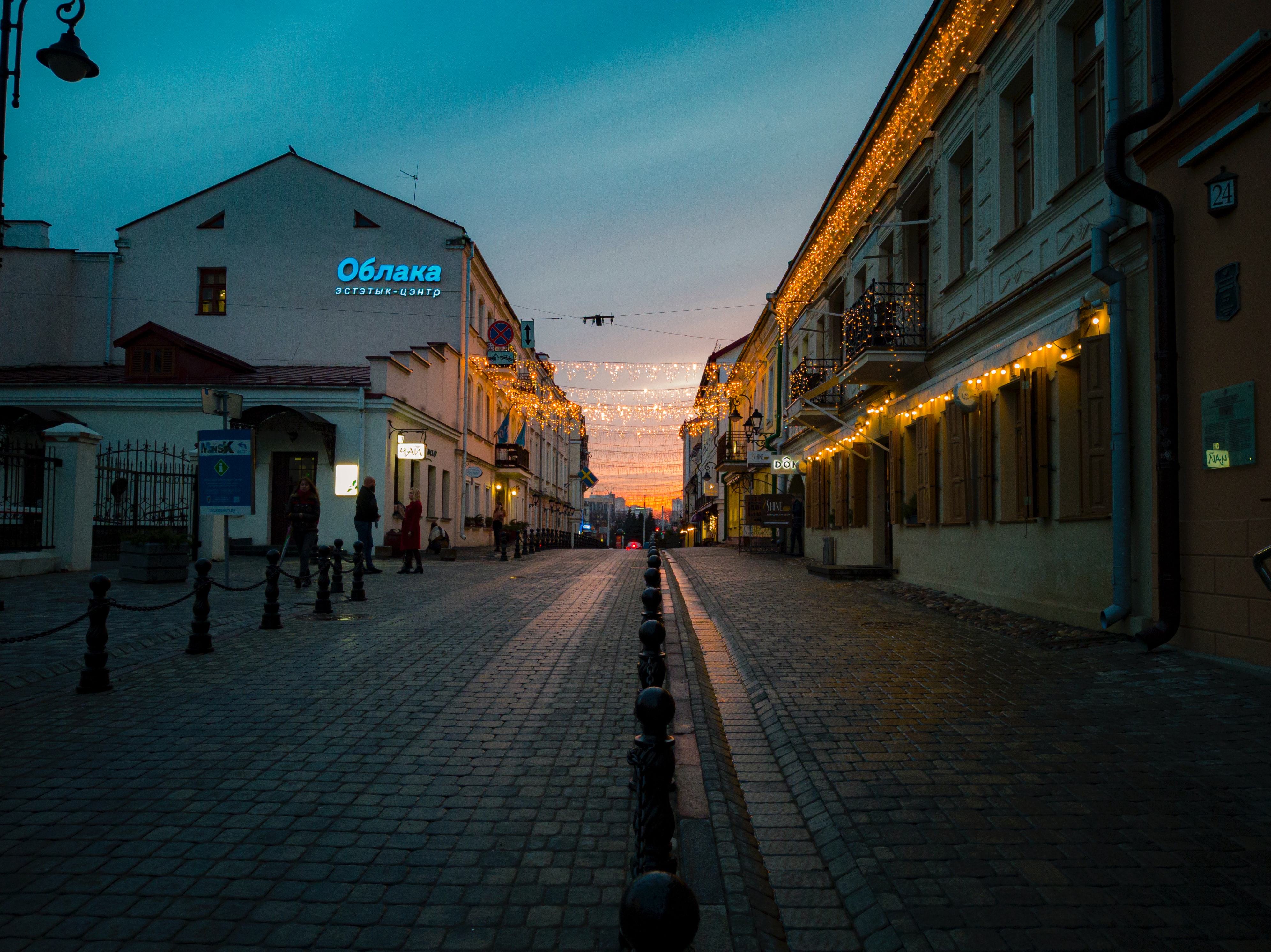 stanislavryzhykZDJWoV6xhw4unsplash