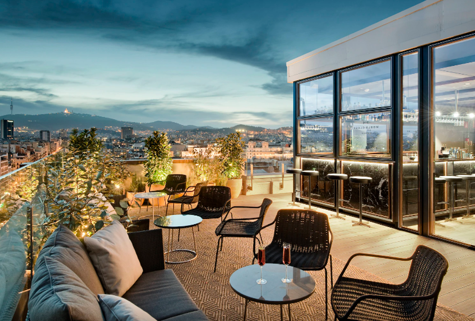 Hoteles_informe1h2021_hero