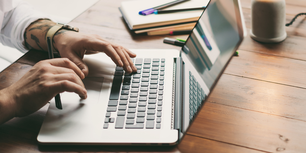 How to send Linkedin intro_1024x512px